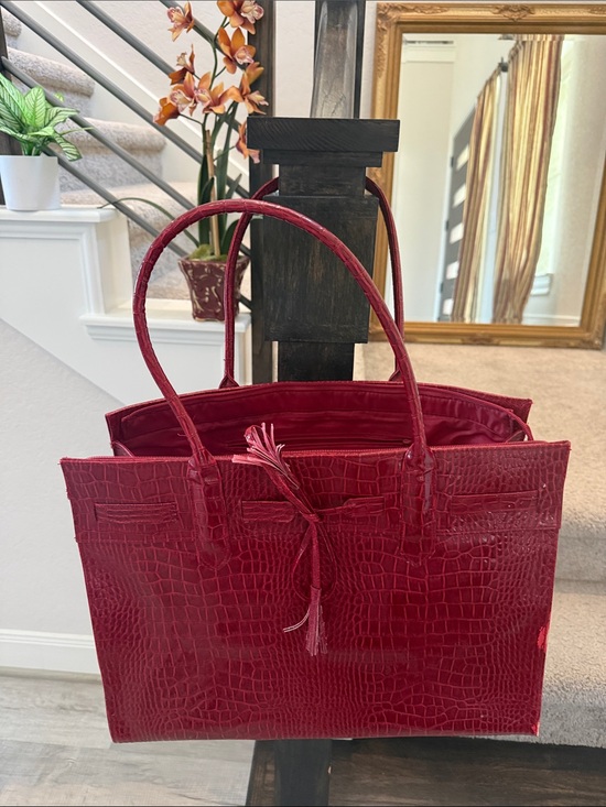 Source Unknown Handbags - Source Unknown Red Croc-Embossed Tote with Tassel